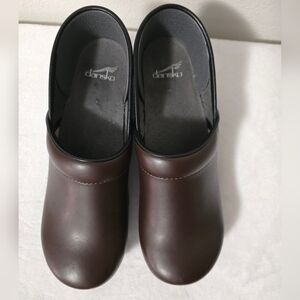 Dansko Women's Brown Mules